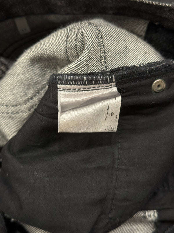 S/S2004 Dior by Hedi Slimane Strip destroyed coated jeans