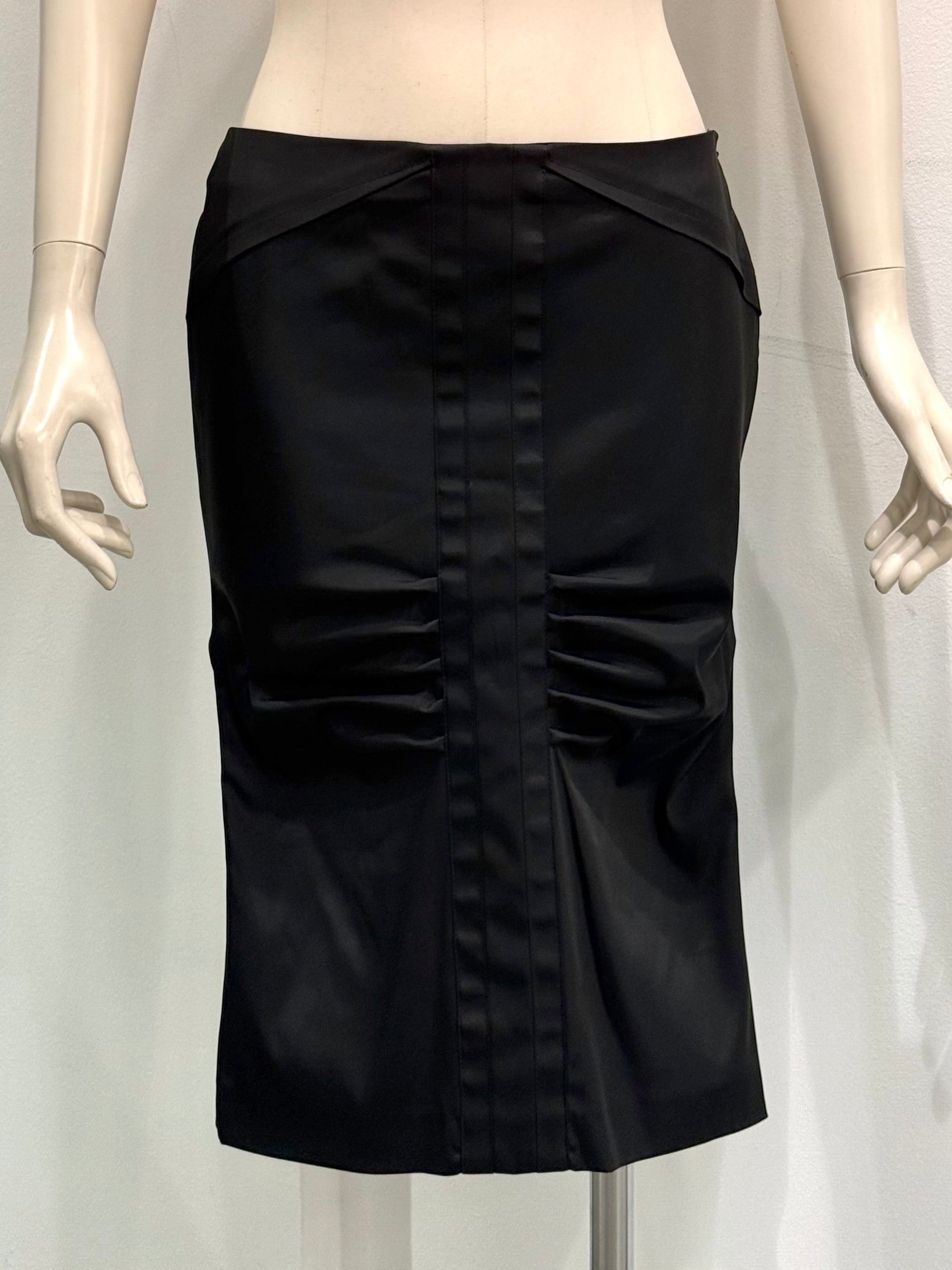 2004 Gucci by Tom Ford midi skirt