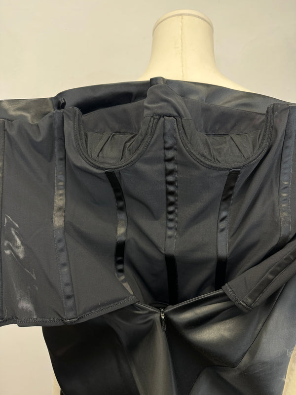 S/S2001 Gucci by Tom Ford corseted strapless dress