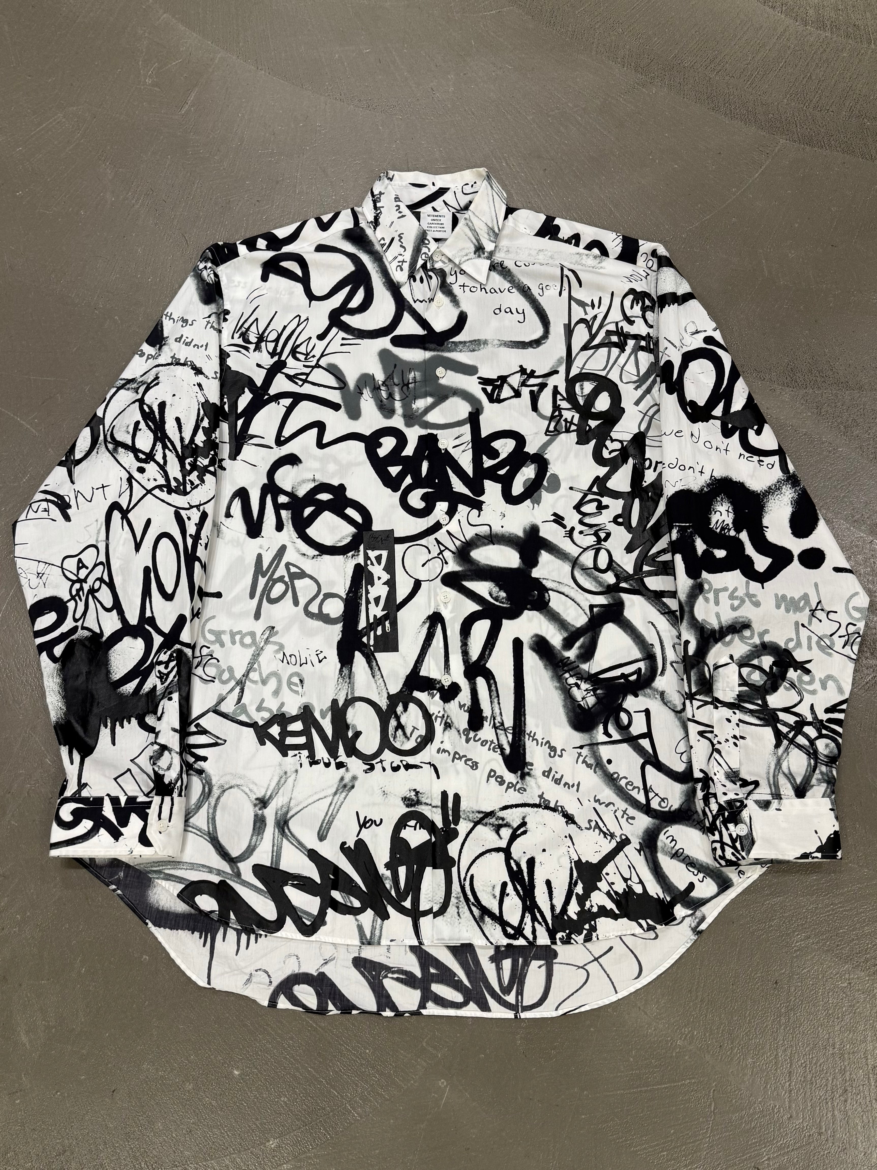 S/S2021 Vetements graffiti shirt