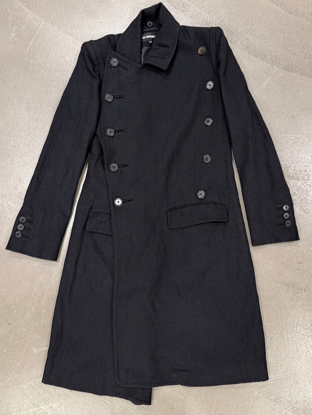 A/W2017 Ann Demeulemeester double breasted napoleon trench coat
