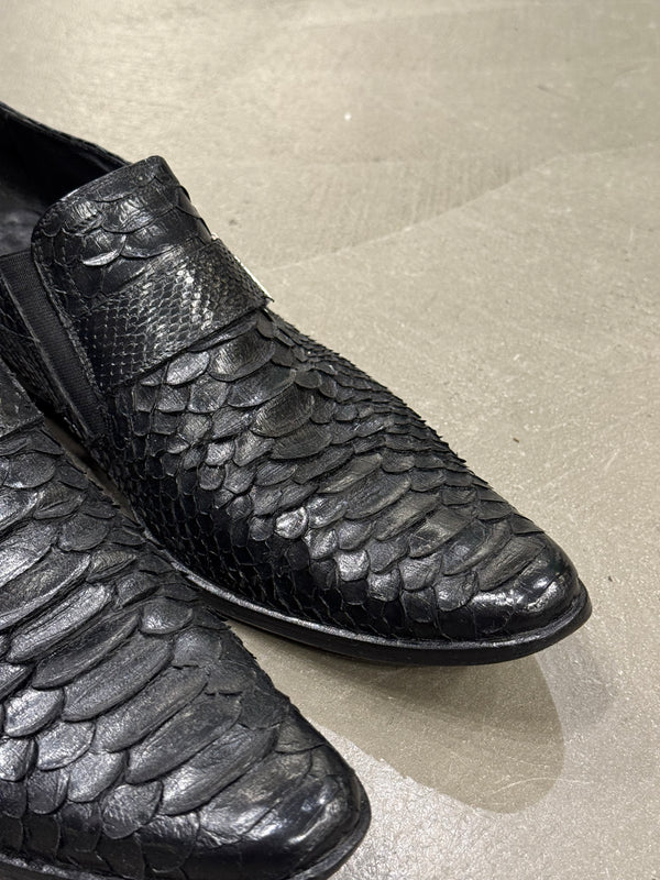 2000s Versace python loafers