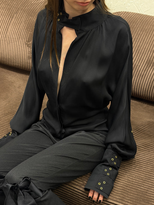 A/W2003 Gucci by Tom Ford grommet choker bondage blouse