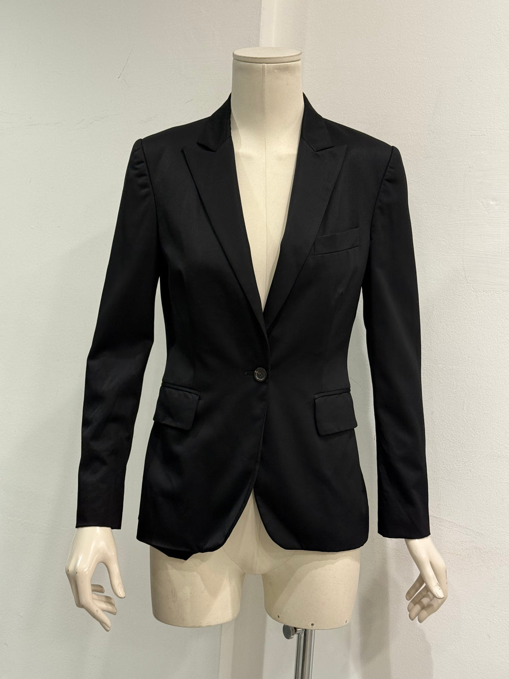 2004 Gucci by Tom Ford tailored blazer with single button