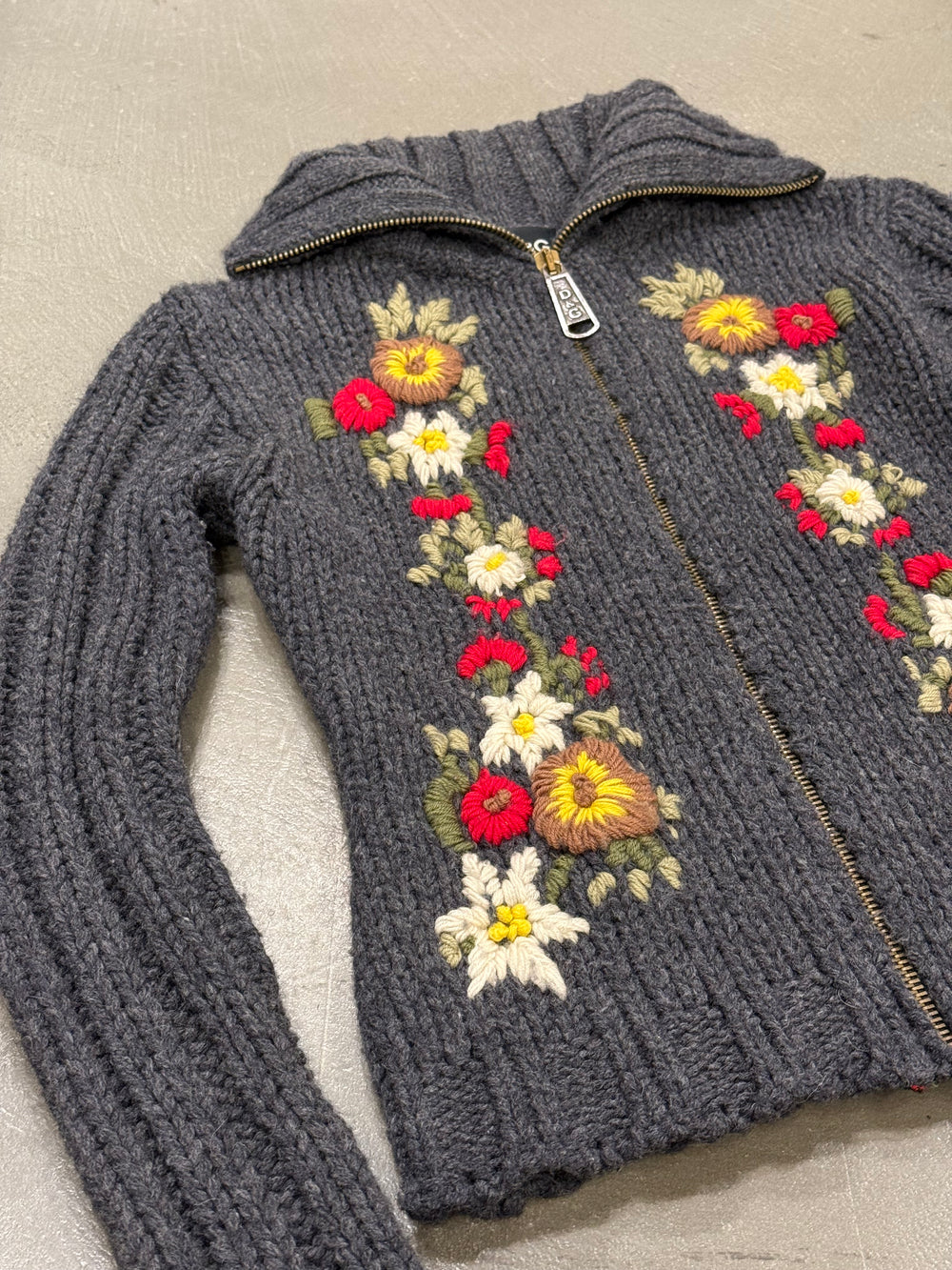 2000s Dolce & Gabbana floral cardigan