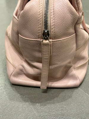 2005-2006 Chanel caviar leather shoulder bag