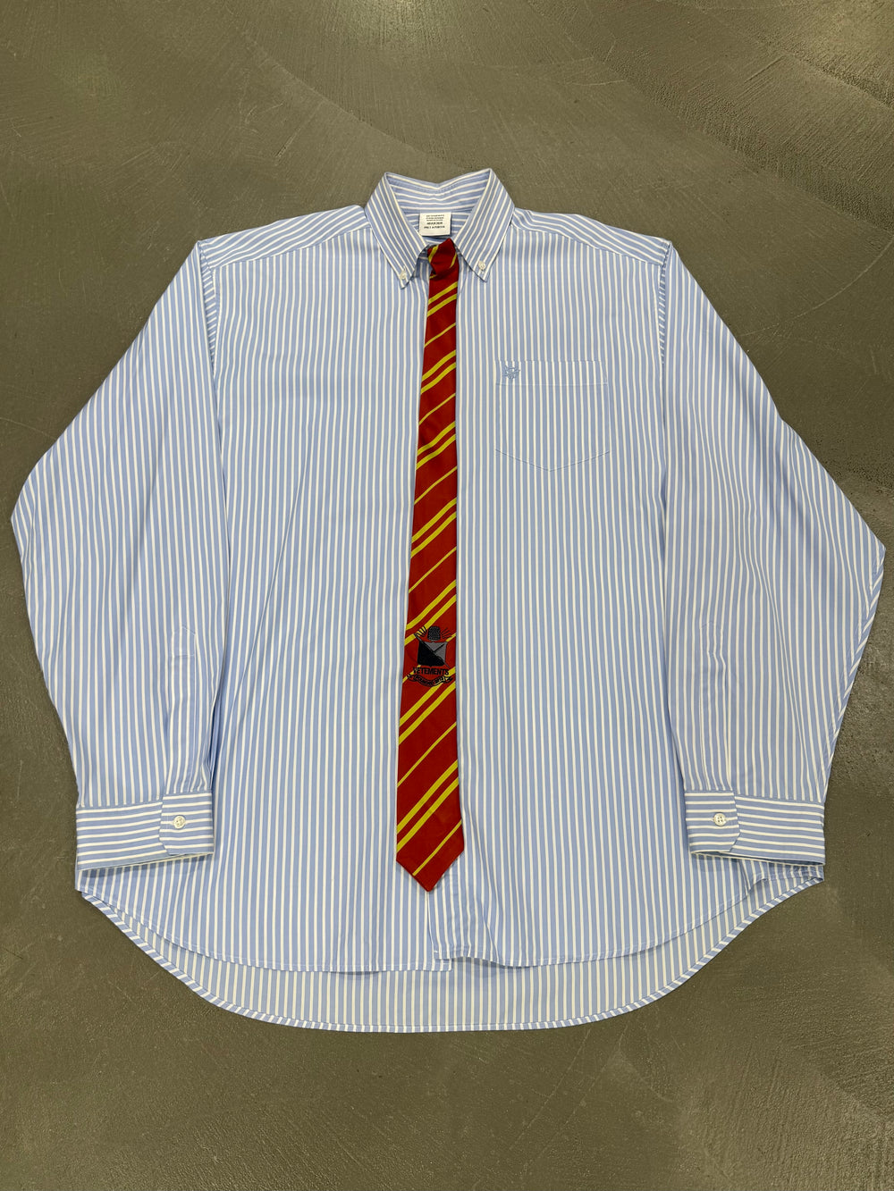 A/W2020 Vetements tie striped shirt