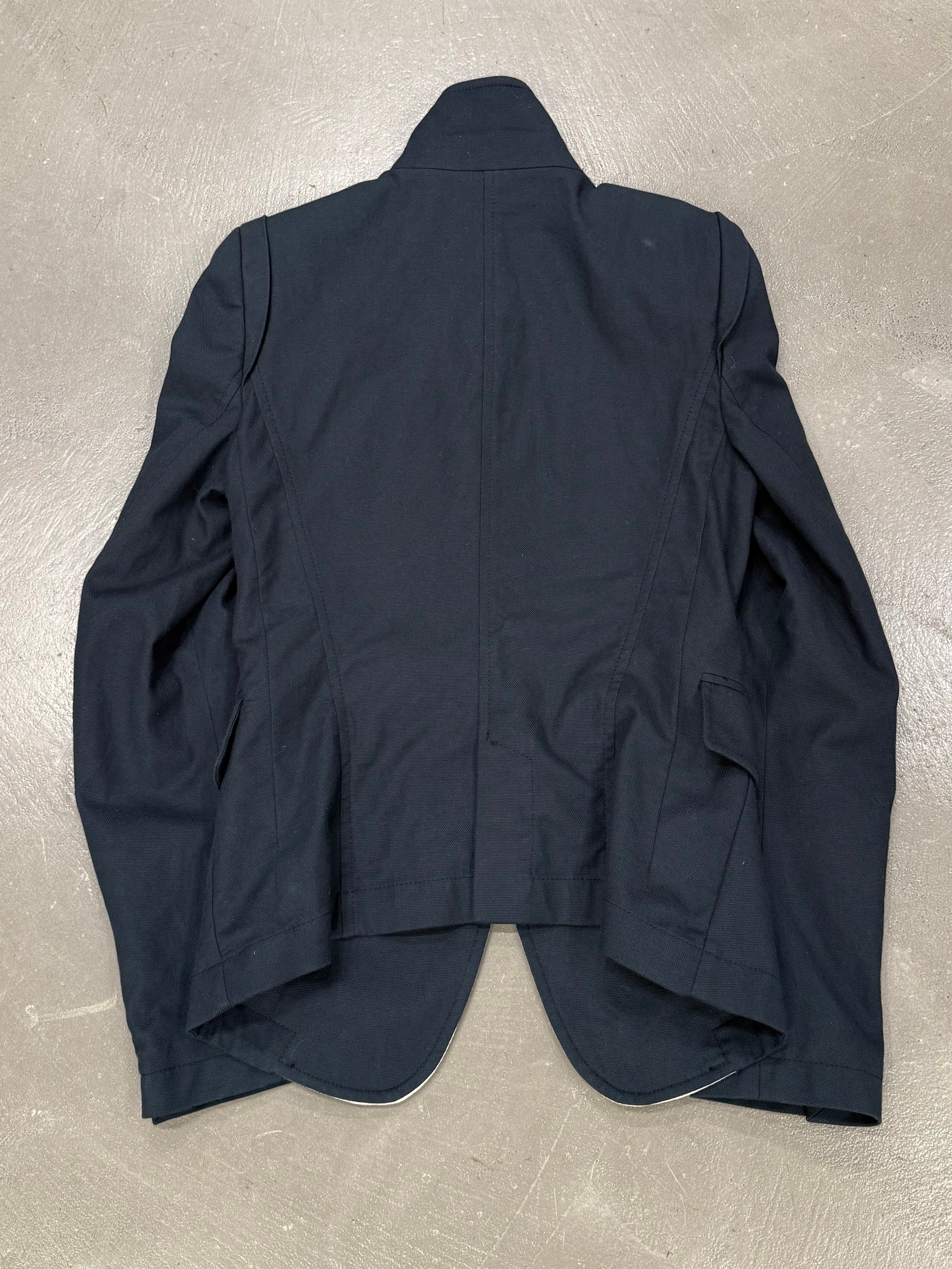 11F17328-09D5-4D7D-8A1D-