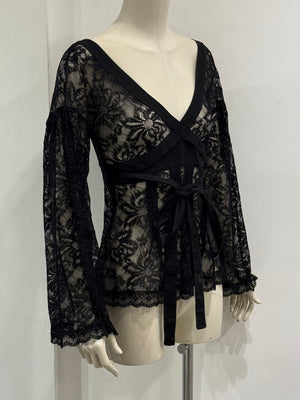 2000s Dolce & Gabbana lace tie-waist floral lace blouse