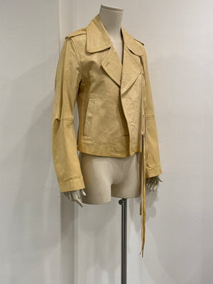 A/W2002 Ann Demeulemeester
leather strap jacket