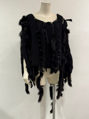 A/W2002 Gucci by Tom Ford fox fur black wool knit