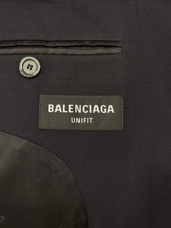 2021 Balenciaga runway oversized multipocket jacket and trousers suit