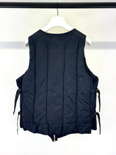 Load image into Gallery viewer, 1990s Emporio Armani military life vest
