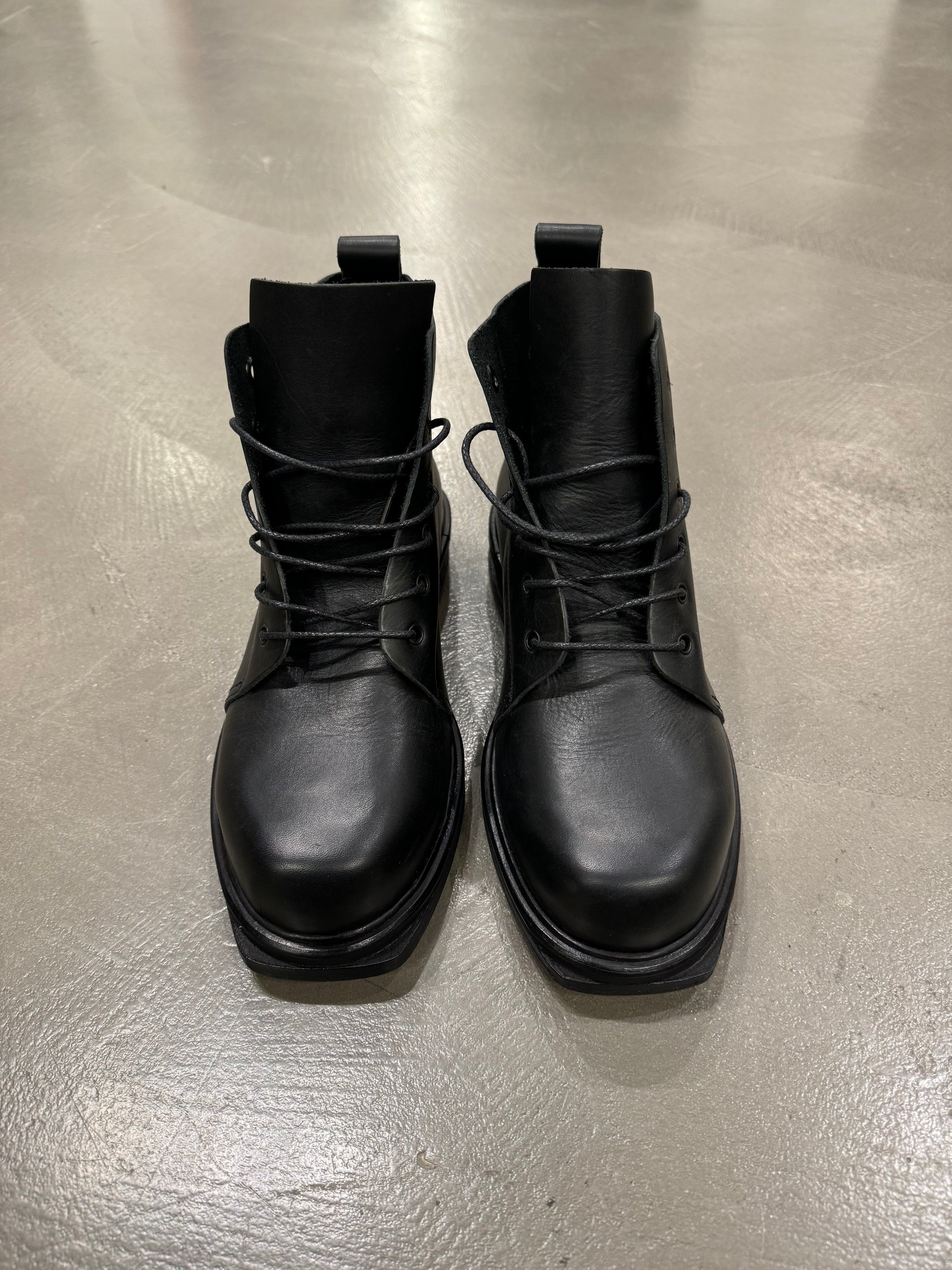 Dirk Bikkembergs boots with metal heel – elevated archives