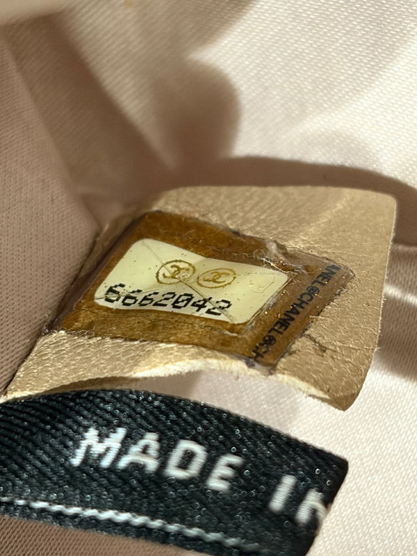 2001 Chanel Chocolate Bar travel line shoulder bag