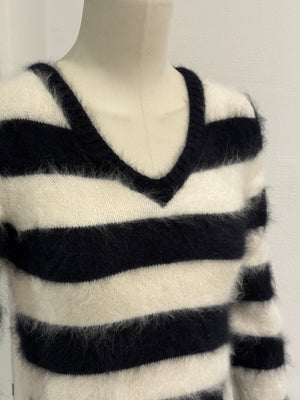 2000s Dolce & Gabbana cachemire stripe sweater