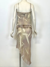 Load image into Gallery viewer, 2000s Roberto Cavalli leaf wrinkle set top + skirt
