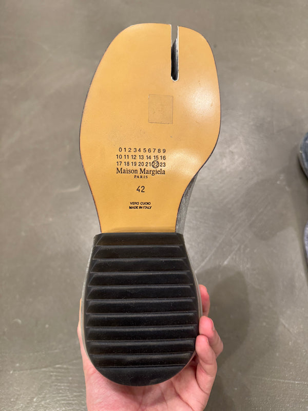 2018 Maison Margiela painted air heel tabi boots