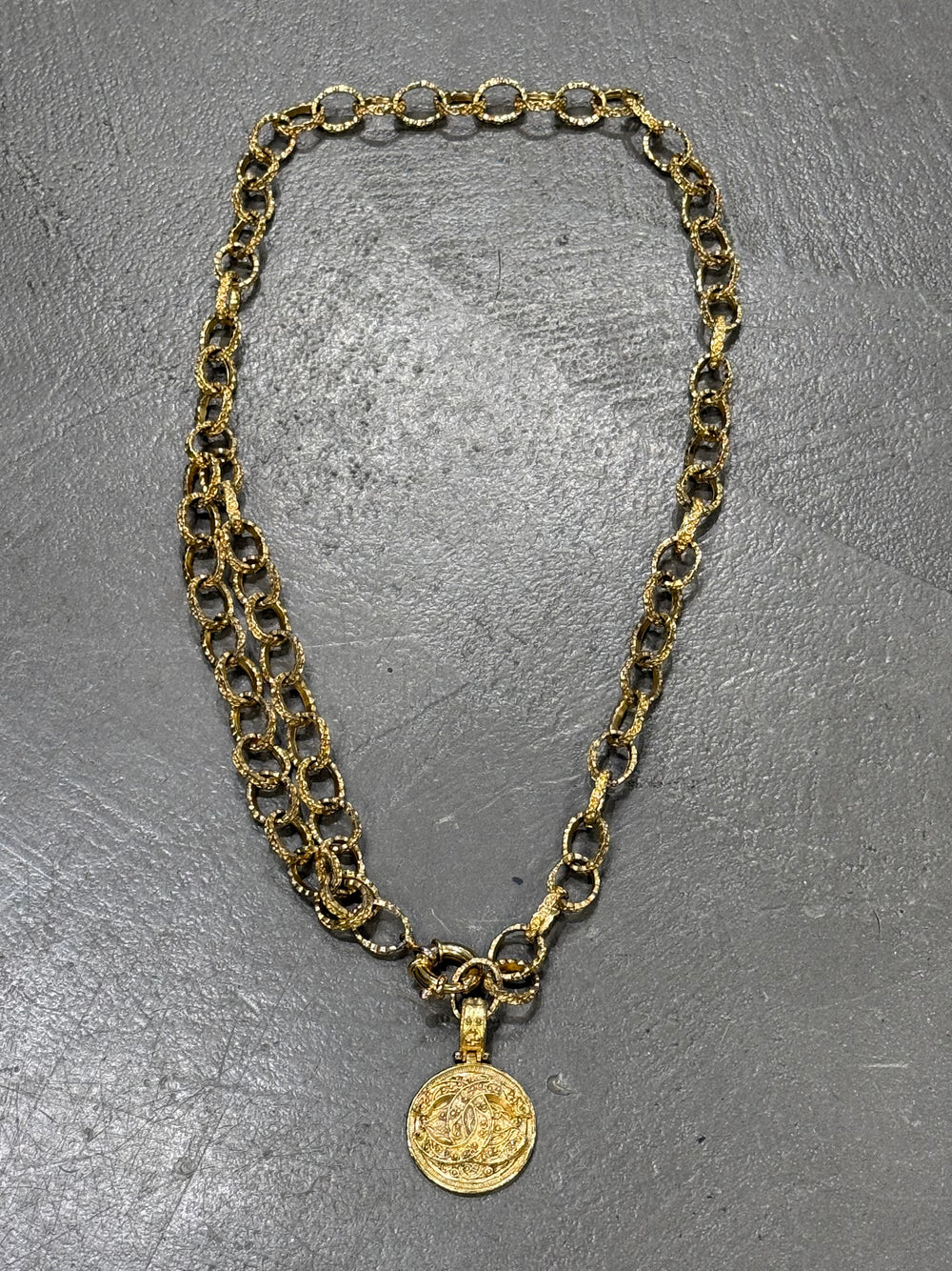 S/S1994 Chanel runway gold chain belt