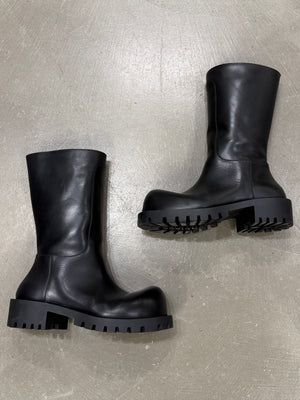 Balenciaga hummer leather boots