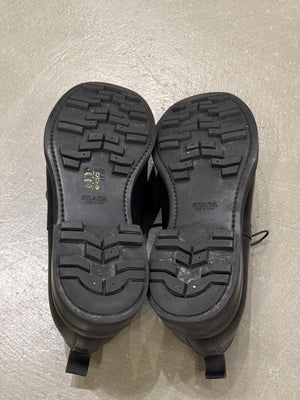 2000s Prada leather derby shoes