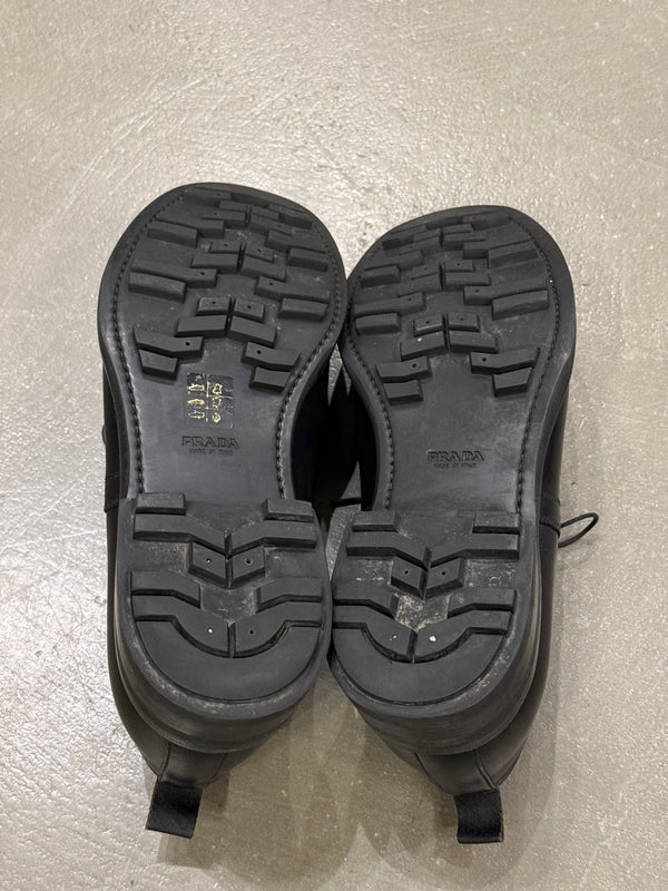 2000s Prada leather derby shoes