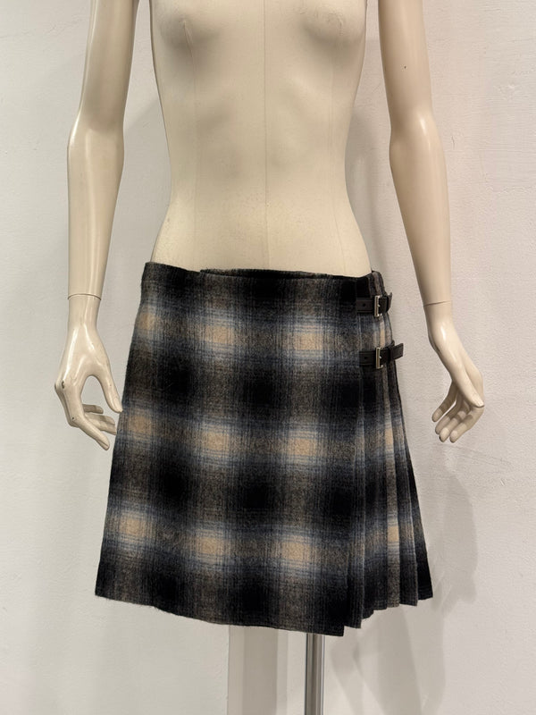 2011 Prada plaid tartan kilt mini skirt