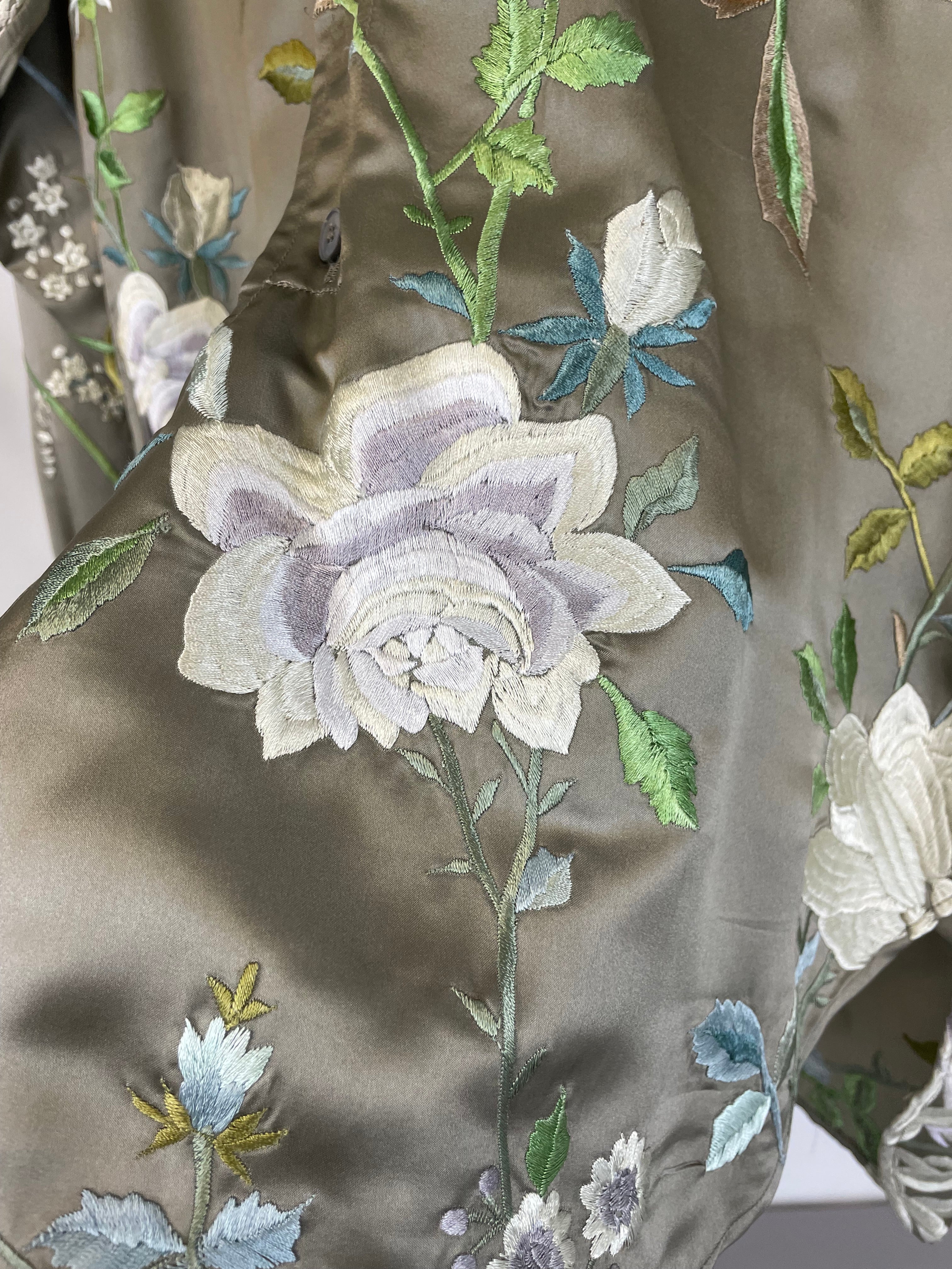SS2003 Gucci by Tom Ford floral silk embroidered shirt