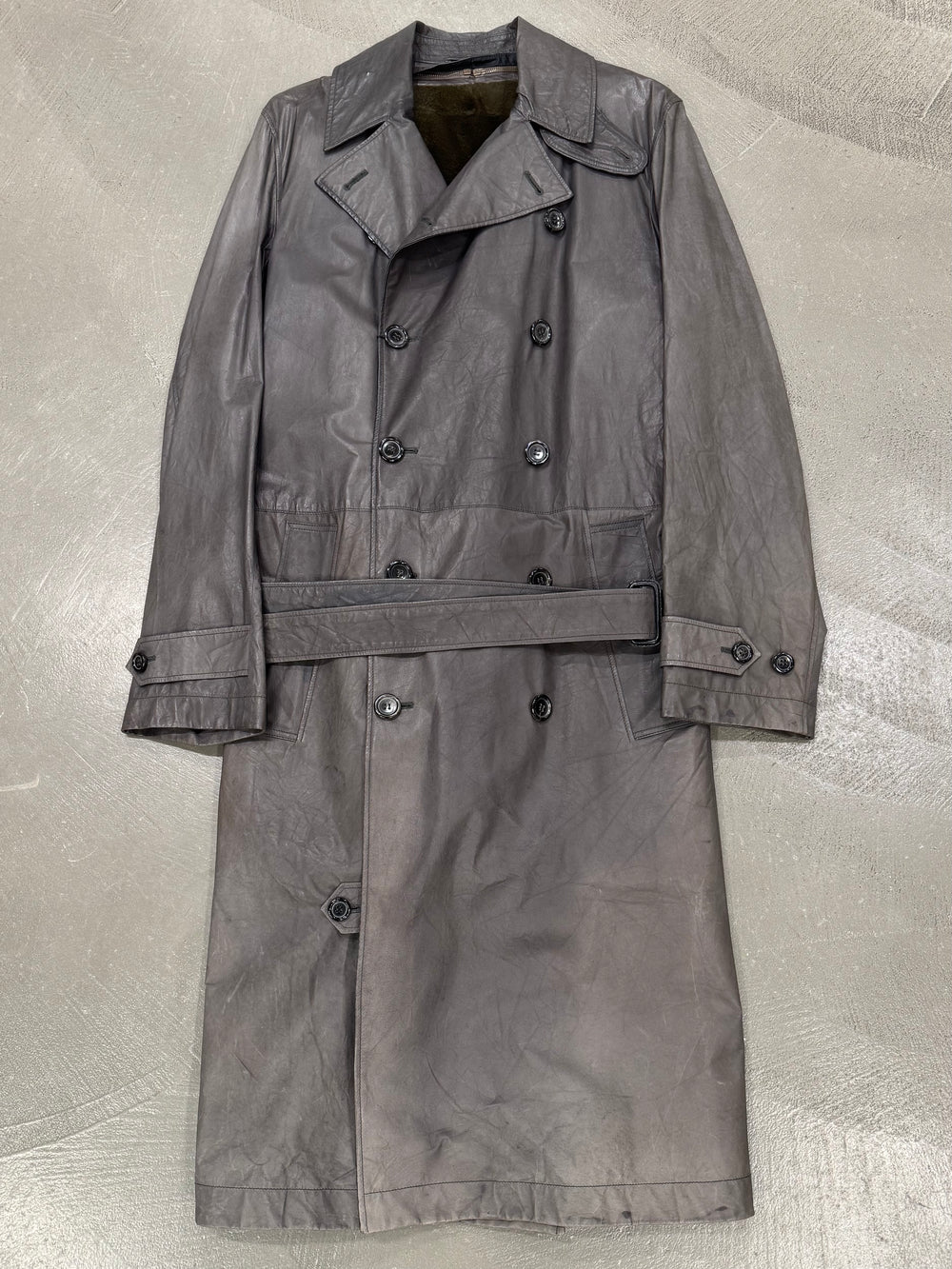 2000s YVES Saint Laurent by Pilati leather trench coat with removable lining