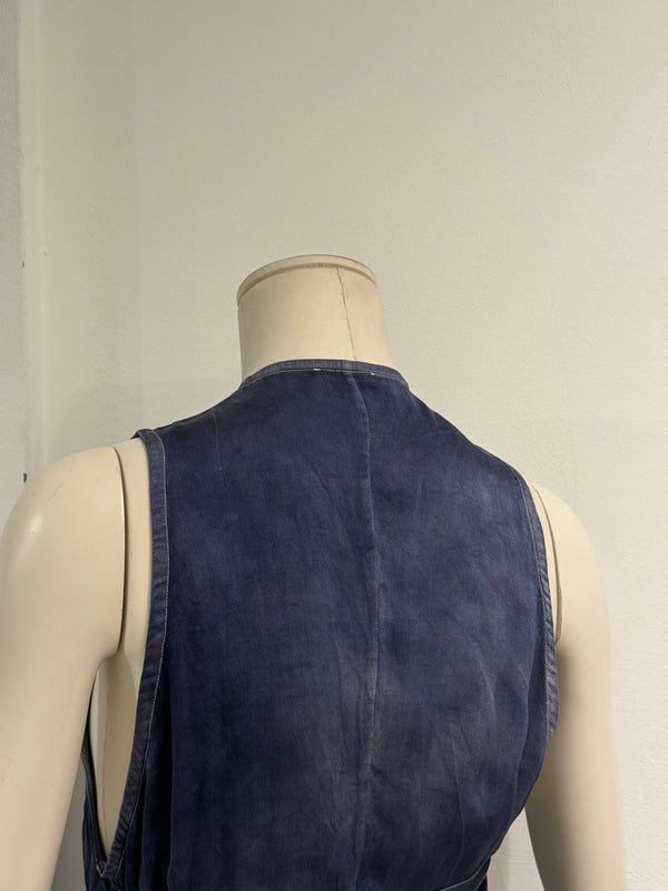 S/S2005 Ann Demeulemeester buttons-up sleeveless shirt