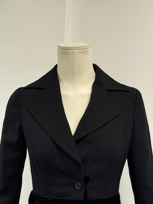2000s Dolce & Gabbana velvet detail tailored blazer