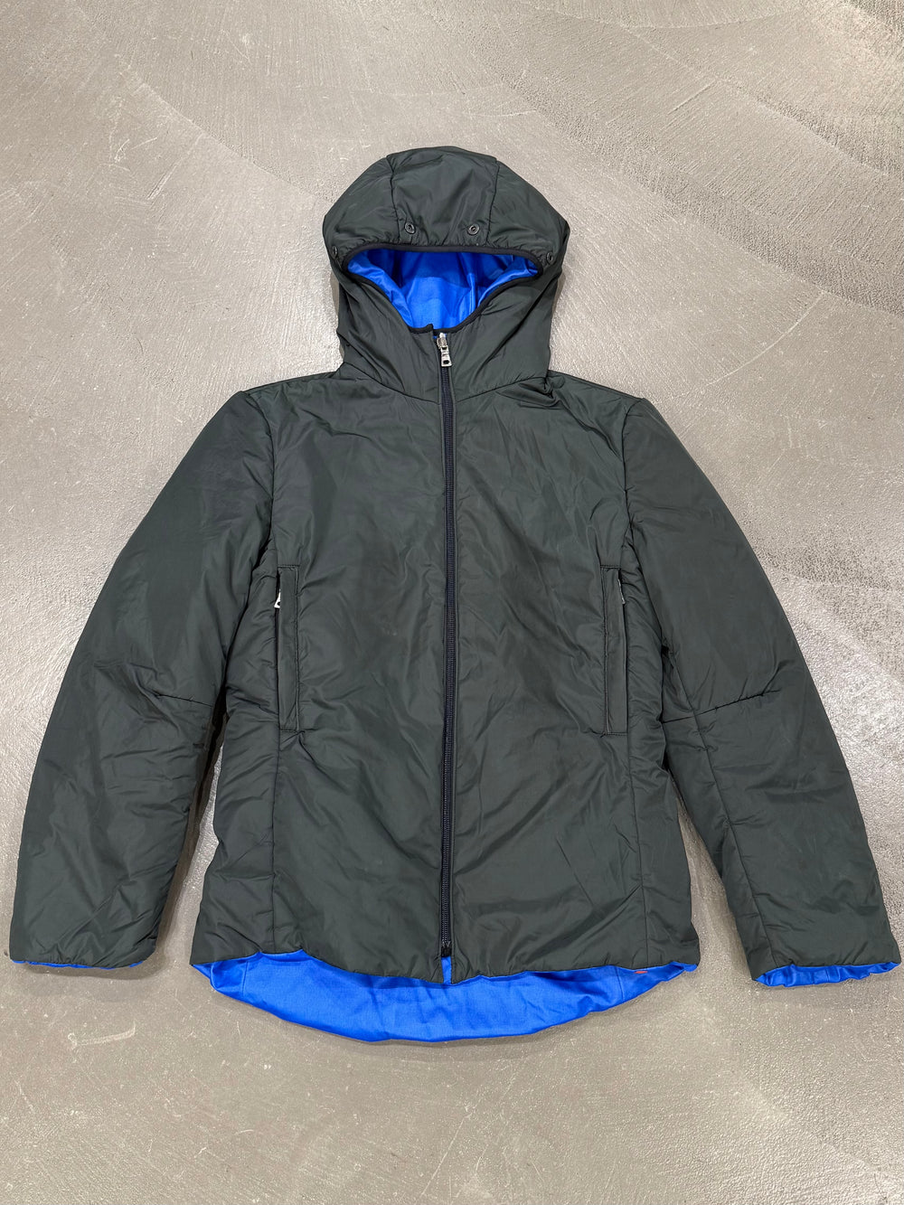 2000s Prada 2 in 1 reversible reinforced nylon jacket