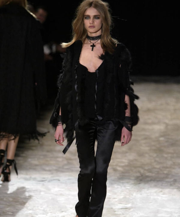 A/W2002 Gucci by Tom Ford fox fur black wool knit