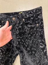 Load image into Gallery viewer, 2018 Saint Laurent PARIS leopard velvet pants
