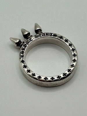 Chrome Hearts baby bell three spikes ring