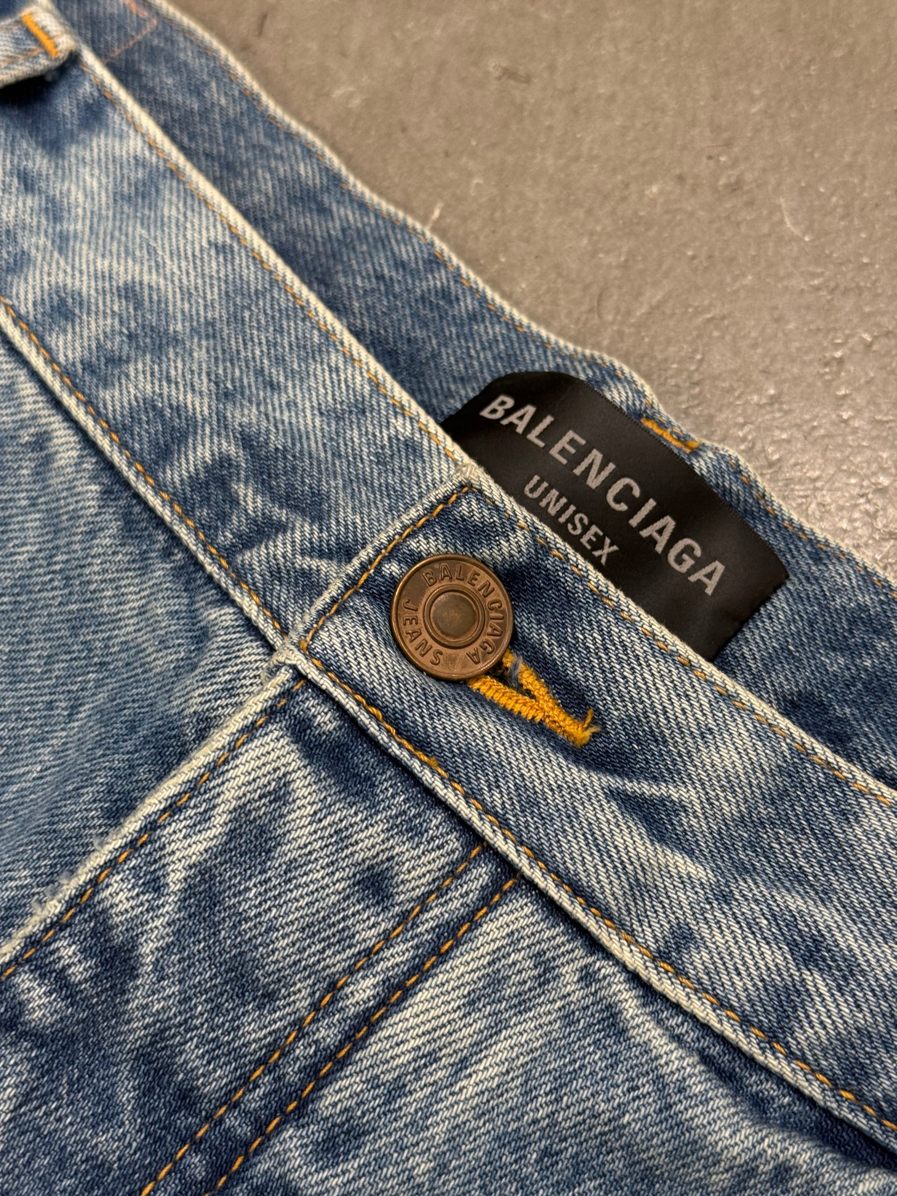 S/S2022 Balenciaga skater destroyed baggy denim
