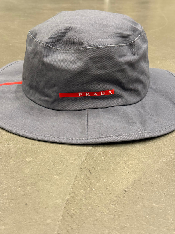 2020s Prada Luna Rossa hat - new
