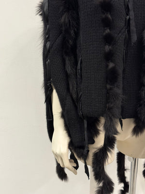 A/W2002 Gucci by Tom Ford fox fur black wool knit
