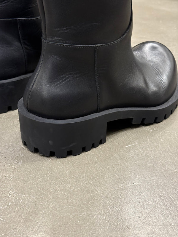 Balenciaga hummer leather boots