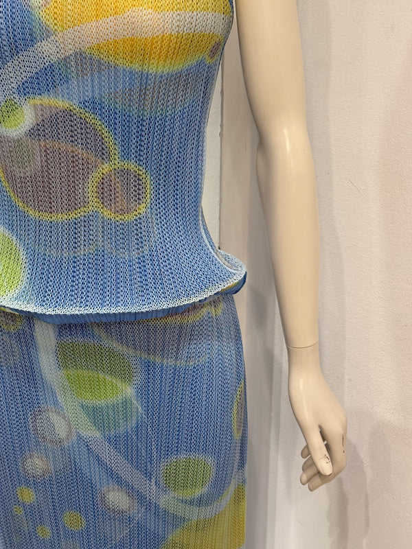 S/S2011 Issey Miyake “pleats please” cosmos print