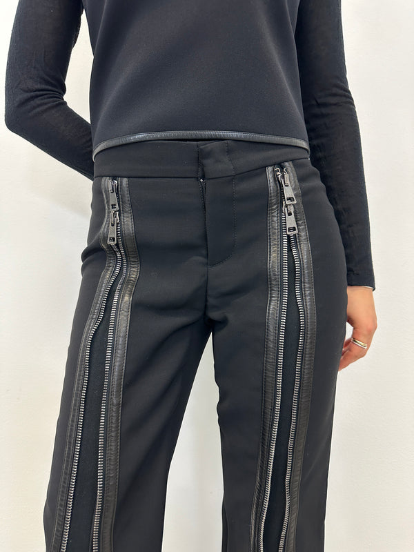 FW2001 Gucci by Tom Ford zipper runway leather pants