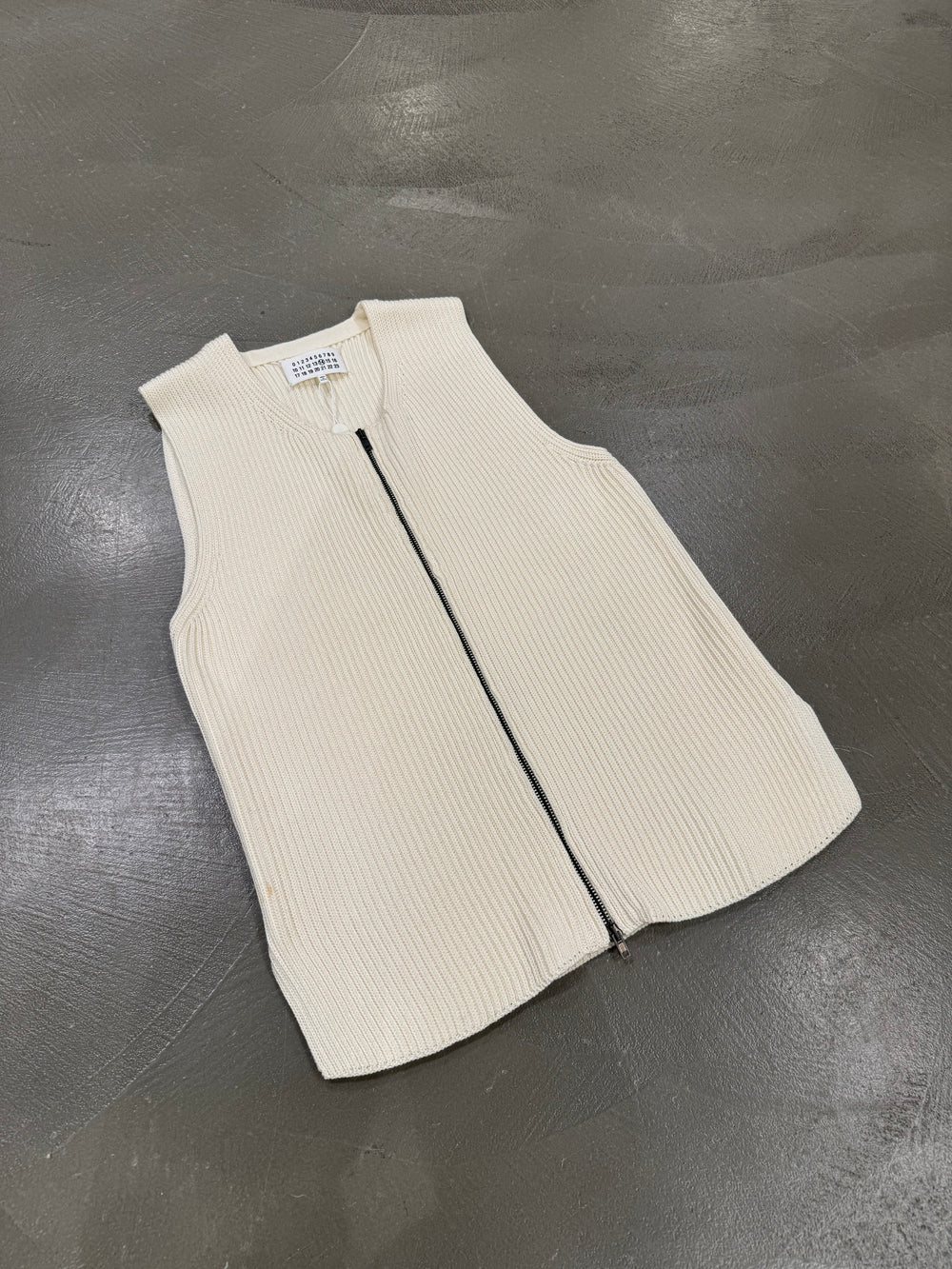 S/S 2017 Maison Margiela knit vest