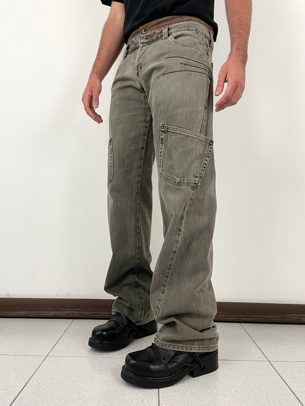 AW2003 D&G double waisted asymmetrical pockets denim