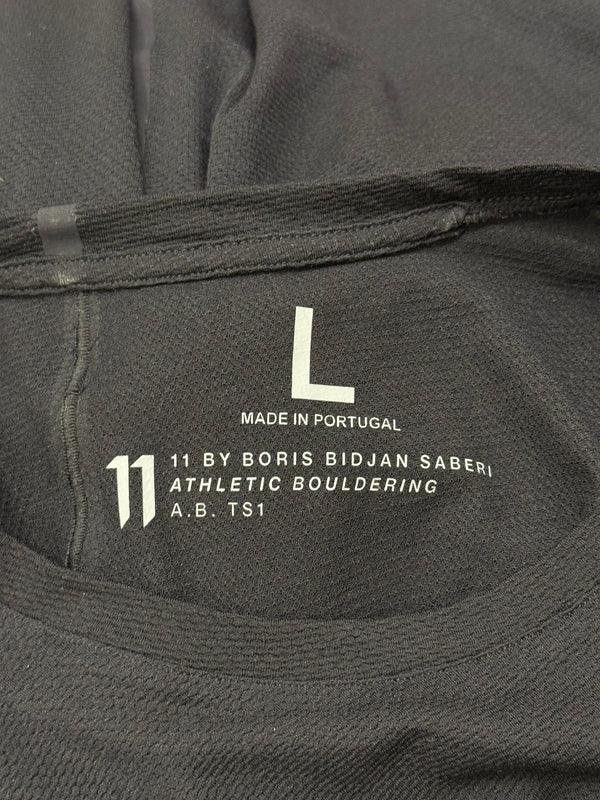 11 by Boris Bidjan Saberi tecnical t-shirt