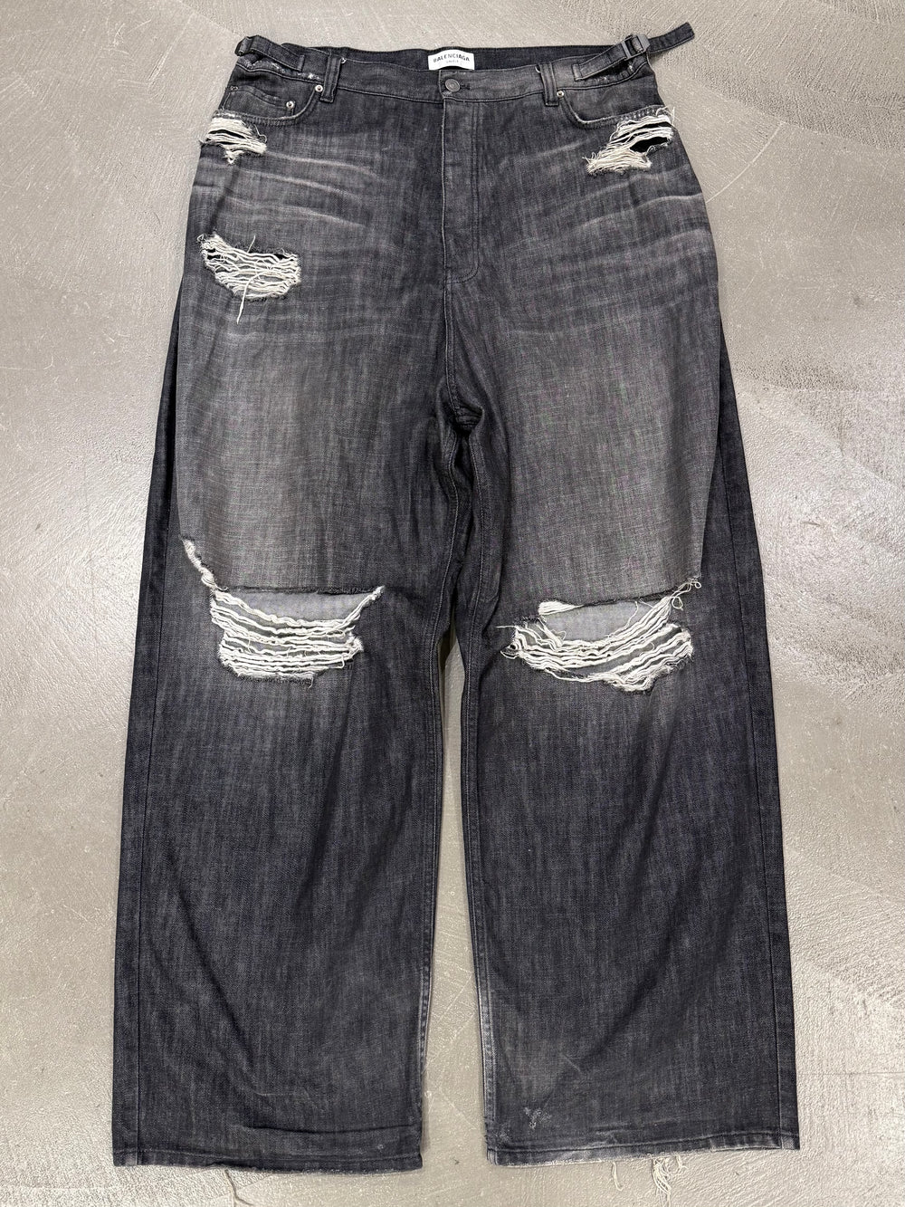 A/W2021 Balenciaga “Skater” wide distressed baggy jeans