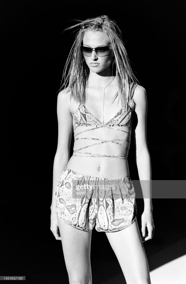 S/S2000 Gucci by Tom Ford runway python print shorts