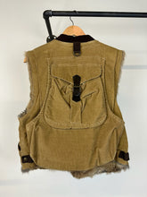 Load image into Gallery viewer, AW2002 Dolce &amp; Gabbana cargo fur vest
