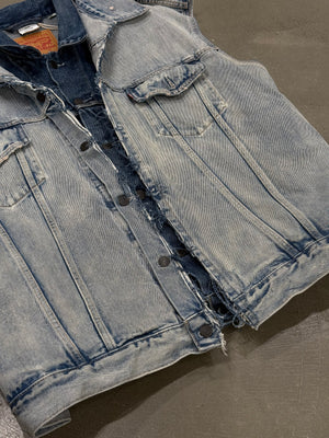 A/W2018 Vetements x Levi’s oversized double layer denim vest