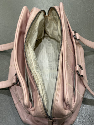 2005-2006 Chanel caviar leather shoulder bag