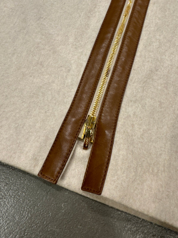 A/W2000 Gucci by Tom Ford wool and cachemire pencil skirt